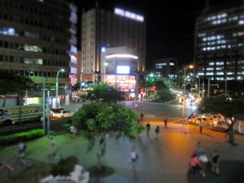 県庁前