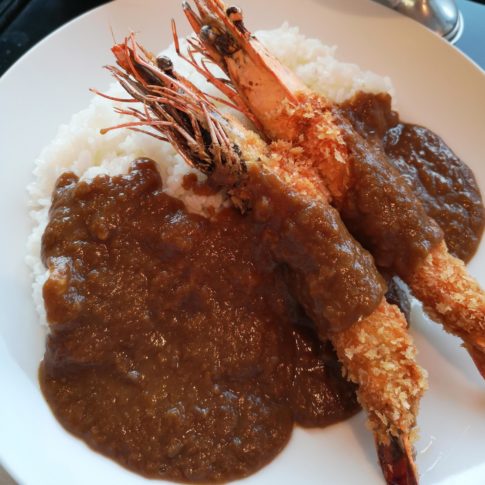 有頭海老フライカレー