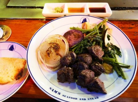 サムズステーキ