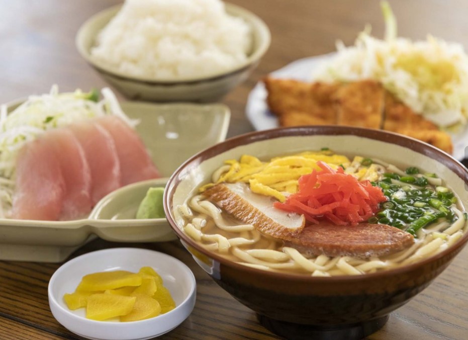 沖縄料理食堂