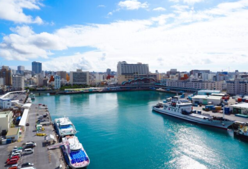 那覇港