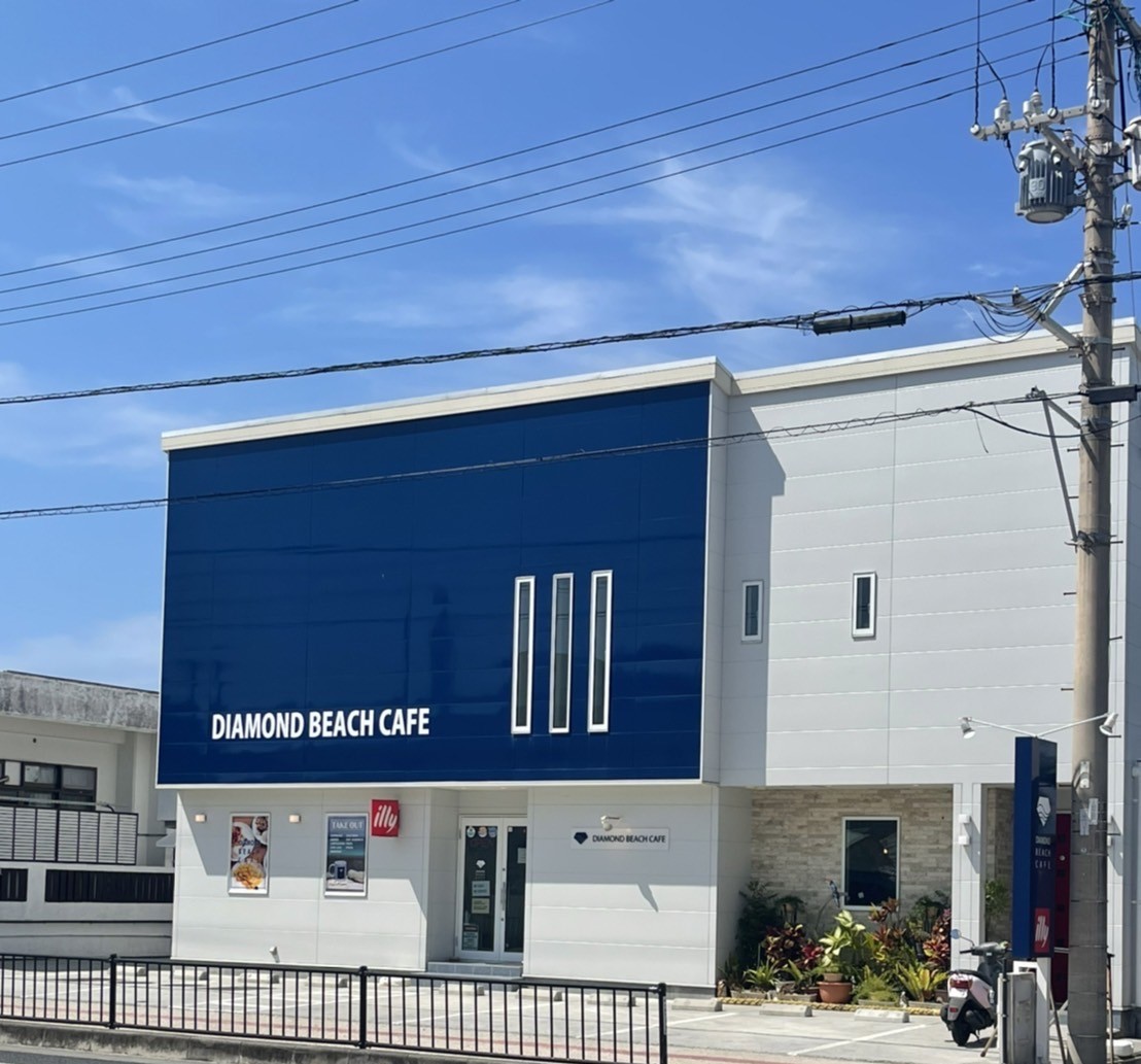 ビーチまで徒歩10秒のカフェ！『DIAMOND BEACH CAFE』