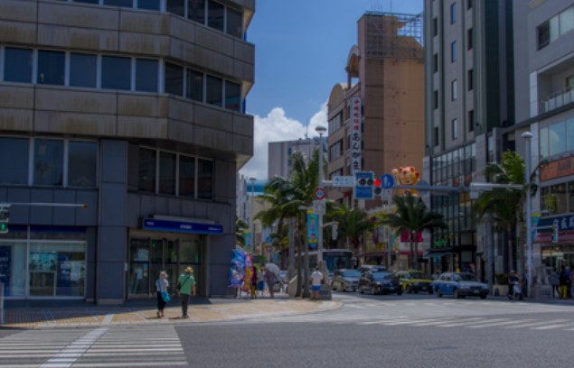 国際通り入口県庁前