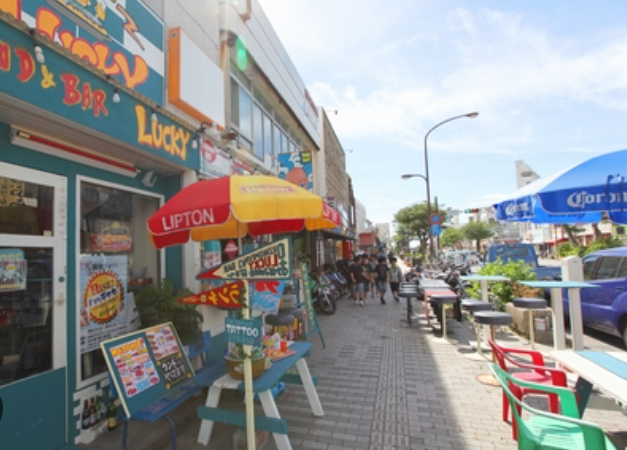 【沖縄市】2025年9月オープン！『ピンクパレスコーヒー』高濃度アサイーに感激！